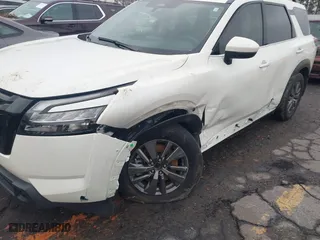 2024 Nissan Pathfinder SV with VIN 5N1DR3BA0RC223693, listed as a IAAI auction lot 41630868 with 12,742 mi miles. Bid and sale history available at carsss.com. Image 6.