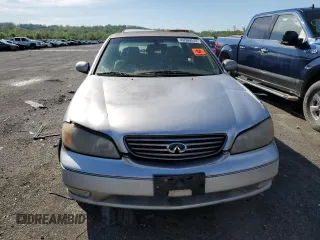 2002 Infiniti I35 Luxury z VIN JNKDA31A12T002704, wystawiony jako Copart lot #71402904 z przebiegiem 196 505 mil mil oraz Nie do naprawy • Non repairable. Historia ofert i sprzedaży dostępna na DreamBid. Obrazek 5.