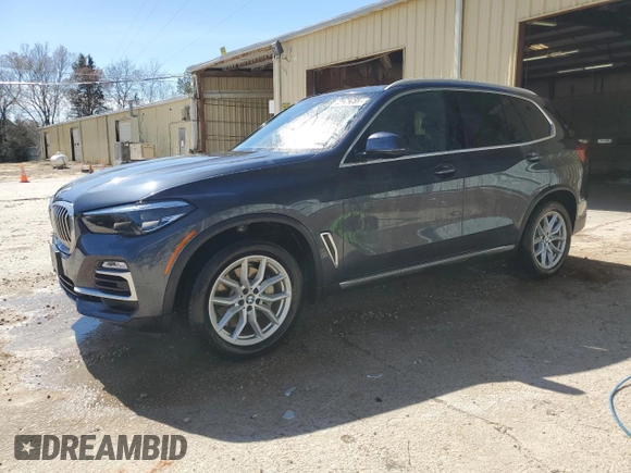 2020 BMW X5 xDrive40i with VIN 5UXCR6C03L9C05928, listed as a Copart auction lot 44262613 with 49,160 mi miles. Bid and sale history available at carsss.com. Image 1.
