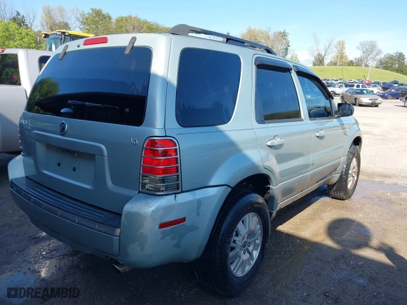2006 Mercury Mariner Luxury with VIN 4M2YU56106DJ09607, listed as a IAAI auction lot 41931293 with 249,346 mi miles. Bid and sale history available at carsss.com. Image 4.