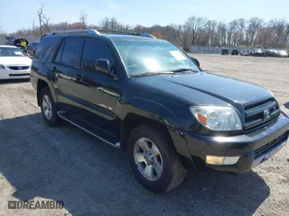 2004 Toyota 4Runner Limited with VIN JTEBT17R648015888, listed as a IAAI auction lot 41939941 with 139,604 mi miles. Bid and sale history available at carsss.com. Image 1.