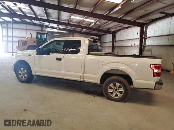 2018 Ford F-150 XL z VIN 1FTEX1EBXJKF62172, wystawiony jako Copart lot #61038035 z przebiegiem 153 069 mil mil oraz Czysty tytuł • Clean title. Historia ofert i sprzedaży dostępna na DreamBid. Obrazek 2.