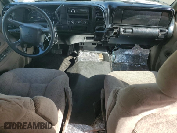 1999 Chevrolet Suburban with VIN 3GNEC16R5XG213001, listed as a Copart auction lot 43498865 with 236,306 mi miles and Salvage Title. Bid and sale history available at carsss.com. Image 8.