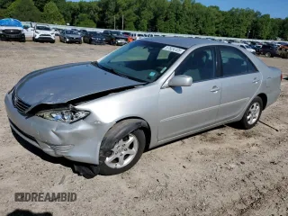 2005 Toyota Camry STD with VIN 4T1BE32K75U428038, listed as a Copart auction lot 57824125 with 211,720 mi miles and Clean title. Bid and sale history available at DreamBid. Image 1.