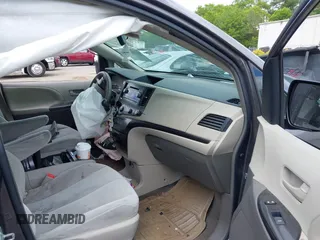 2012 Toyota Sienna LE AAS с VIN 5TDKK3DC5CS265314, выставлен на аукционе IAAI как лот 42270381 с пробегом Не указан миль и . История ставок и продаж доступна на DreamBid. Изображение 5.