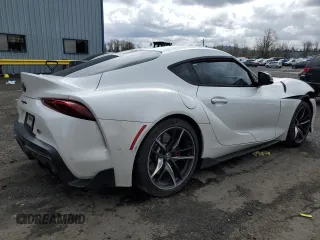 2020 Toyota Supra 3.0 with VIN WZ1DB4C06LW032176, listed as a Copart auction lot 49458085 with Not provided miles and Salvage title. Bid and sale history available at DreamBid. Image 3.