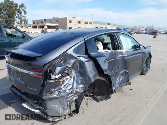 2019 Tesla Model X 75D with VIN 5YJXCBE23KF183801, listed as a IAAI auction lot 41757119 with 1 mi miles. Bid and sale history available at carsss.com. Image 6.