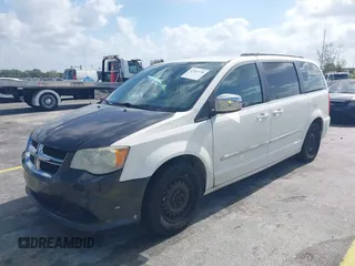2012 Chrysler Town & Country Touring with VIN 2C4RC1BG9CR251902, listed as a IAAI auction lot 42165738 with 147,218 mi miles. Bid and sale history available at carsss.com. Image 2.
