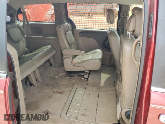 2014 Chrysler Town & Country Touring with VIN 2C4RC1BG2ER246902, listed as a Copart auction lot 60370295 with 156,270 mi miles and Clean title. Bid and sale history available at DreamBid. Image 11.