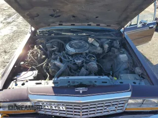 1983 Ford Crown Victoria z VIN 1FABP43F8DZ146309, wystawiony jako Copart lot #43996455 z przebiegiem 99 596 mil mil oraz Szkoda całkowita • Salvage title. Historia ofert i sprzedaży dostępna na DreamBid. Obrazek 11.
