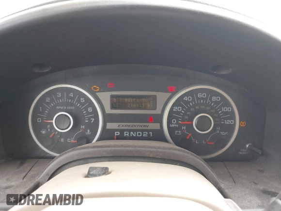 2005 Ford Expedition Eddie Bauer with VIN 1FMPU17595LB13361, listed as a IAAI auction lot 42053549 with 200,035 mi miles and . Bid and sale history available at DreamBid. Image 7.