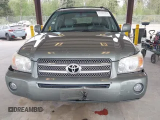 2007 Toyota Highlander z VIN JTEGW21A870018994, wystawiony jako IAAI lot #42141264 z przebiegiem 226 076 mil mil oraz . Historia ofert i sprzedaży dostępna na DreamBid. Obrazek 12.