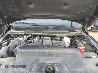 2024 Ram 2500 Tradesman z VIN 3C6UR5CL9RG245468, wystawiony jako IAAI lot #42067780 z przebiegiem 8311 mil mil oraz . Historia ofert i sprzedaży dostępna na DreamBid. Obrazek 10.