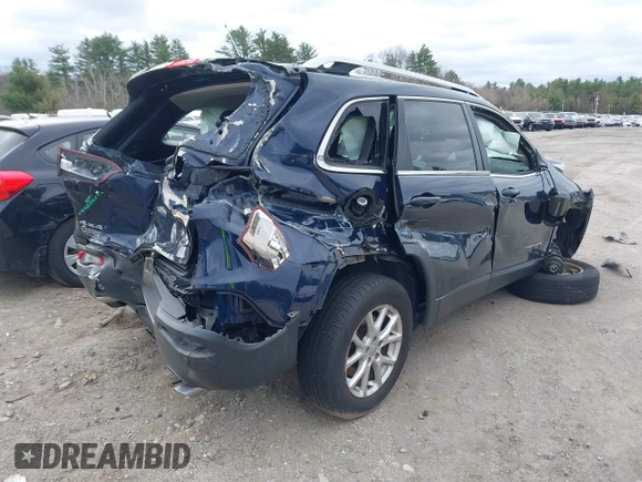 2014 Jeep Cherokee Latitude with VIN 1C4PJMCS0EW290714, listed as a IAAI auction lot 42013774 with 184,729 mi miles and . Bid and sale history available at carsss.com. Image 4.