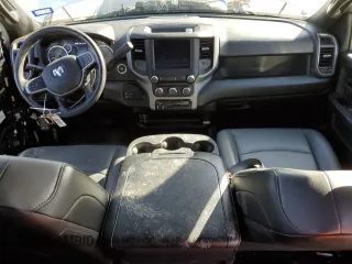 2024 Ram 2500 Tradesman z VIN 3C6UR5HL6RG253486, wystawiony jako Copart lot #43462095 z przebiegiem 34 638 mil mil oraz Szkoda całkowita • Salvage title. Historia ofert i sprzedaży dostępna na DreamBid. Obrazek 8.