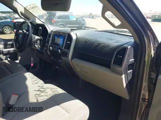 2019 Ford F-150 XL with VIN 1FTEW1CP2KKF32814, listed as a IAAI auction lot 41884988 with 51,870 mi miles and . Bid and sale history available at carsss.com. Image 5.
