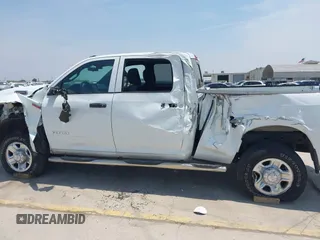 2022 Ram 2500 Tradesman with VIN 3C6UR5CJ2NG372068, listed as a IAAI auction lot 42255819 with 19,803 mi miles and . Bid and sale history available at DreamBid. Image 14.