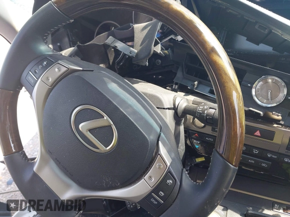 2015 Lexus ES 330 with VIN JTHBK1GG3F2177858, listed as a IAAI auction lot 42241189 with Not provided miles and . Bid and sale history available at DreamBid. Image 20.