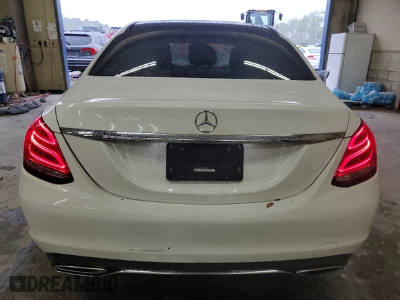 2015 Mercedes-Benz C 300 Luxury with VIN 55SWF4KB0FU082559, listed as a Copart auction lot 52482625 with 202,327 mi miles and Salvage Title. Bid and sale history available at DreamBid. Image 6.