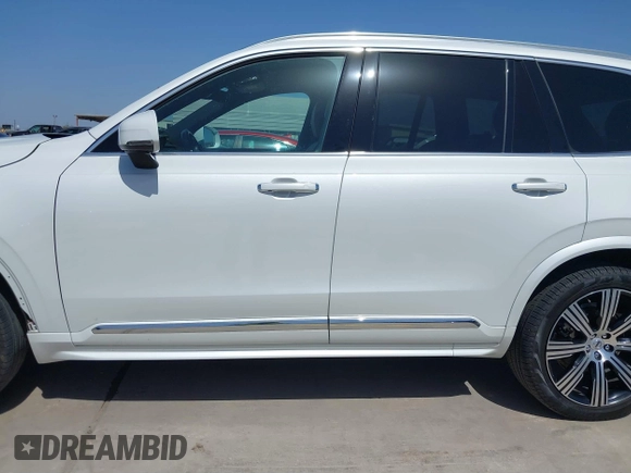 2021 Volvo XC90 Inscription with VIN YV4A22PLXM1773176, listed as a IAAI auction lot 41807839 with 34,245 mi miles. Bid and sale history available at carsss.com. Image 15.