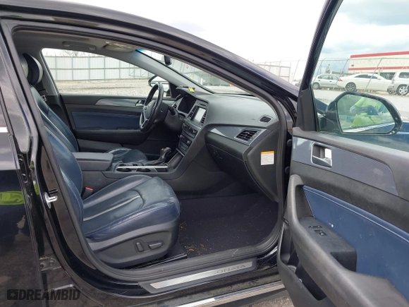 2017 Hyundai Sonata Hybrid Limited with VIN KMHE34L14HA055044, listed as a IAAI auction lot 42021191 with 286,825 mi miles. Bid and sale history available at carsss.com. Image 5.