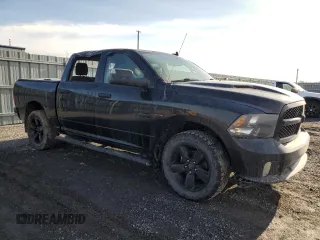 2021 Ram 1500 Tradesman z VIN 3C6RR7KT8MG521263, wystawiony jako Copart lot #52681695 z przebiegiem 134 948 mil mil oraz Szkoda całkowita • Salvage title. Historia ofert i sprzedaży dostępna na DreamBid. Obrazek 4.