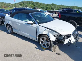 2015 Audi A3 Premium z VIN WAU6CLFF1F1138872, wystawiony jako IAAI lot #42300395 z przebiegiem 59 608 mil mil oraz . Historia ofert i sprzedaży dostępna na DreamBid. Obrazek 1.
