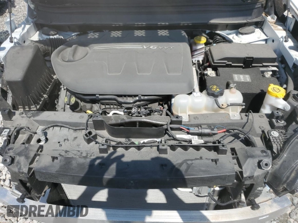 2020 Jeep Cherokee Altitude with VIN 1C4PJMLX8LD612973, listed as a Copart auction lot 54729785 with 12,772 mi miles and Salvage title. Bid and sale history available at DreamBid. Image 11.
