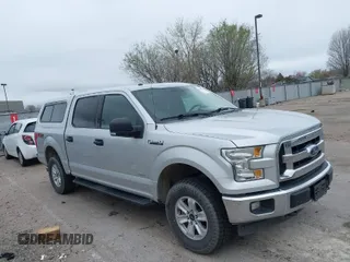 2017 Ford F-150 XL with VIN 1FTEW1EG4HKC87715, listed as a IAAI auction lot 41900701 with 80,786 mi miles. Bid and sale history available at carsss.com. Image 1.