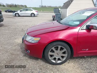 2007 Lincoln MKZ z VIN 3LNHM26T27R670949, wystawiony jako IAAI lot #42033366 z przebiegiem 135 941 mil mil oraz . Historia ofert i sprzedaży dostępna na DreamBid. Obrazek 6.
