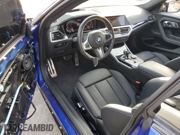 2022 BMW 2 Series M240i xDrive with VIN 3MW53CM01N8C60748, listed as a Copart auction lot 38973824 with 33,447 mi miles. Bid and sale history available at carsss.com. Image 8.