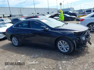 2025 Chevrolet Malibu LT with VIN 1G1ZD5ST7SF129992, listed as a IAAI auction lot 42233576 with 16,274 mi miles and . Bid and sale history available at DreamBid. Image 14.