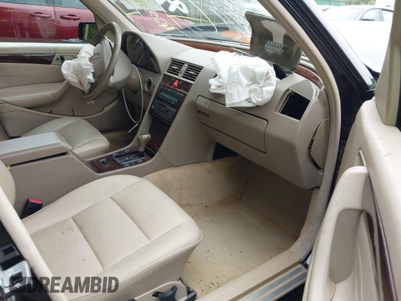 1998 Mercedes-Benz C 230/260/280/320 с VIN WDBHA23G8WA544140, выставлен на аукционе IAAI как лот 42531224 с пробегом 191 545 миль миль и . История ставок и продаж доступна на DreamBid. Изображение 5.
