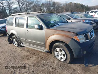 2007 Nissan Pathfinder SE z VIN 5N1AR18W57C618539, wystawiony jako IAAI lot #41450411 z przebiegiem Nie podano mil oraz . Historia ofert i sprzedaży dostępna na DreamBid. Obrazek 1.