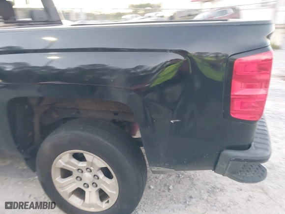 2018 Chevrolet Silverado 1500 LT with VIN 1GCVKREH9JZ115468, listed as a IAAI auction lot 40924644 with 213,059 mi miles. Bid and sale history available at carsss.com. Image 19.