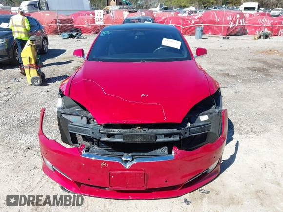2018 Tesla Model S 75D with VIN 5YJSA1E2XJF295777, listed as a IAAI auction lot 41694540 with 70,428 mi miles and . Bid and sale history available at DreamBid. Image 13.