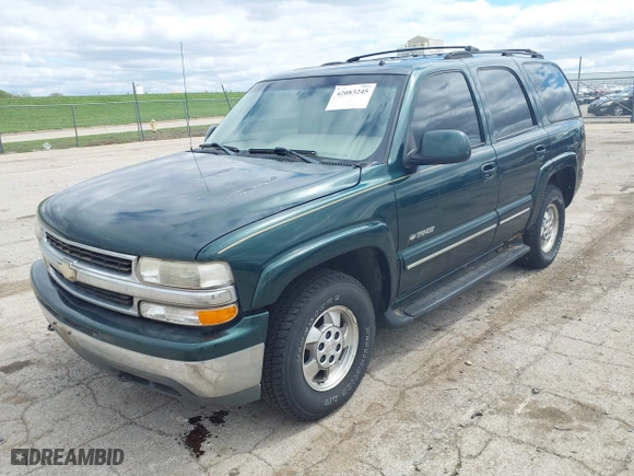 2002 Chevrolet Tahoe LT with VIN 1GNEK13Z02J193738, listed as a IAAI auction lot 42083245 with 189,156 mi miles. Bid and sale history available at carsss.com. Image 2.