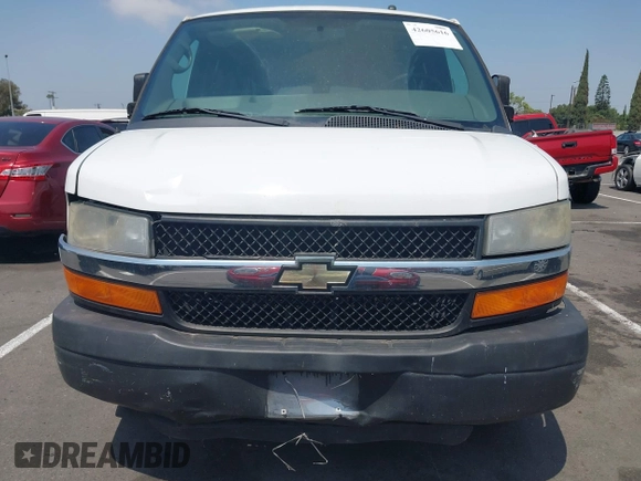 2014 Chevrolet Express Passenger LT with VIN 1GAZG1FG4E1154654, listed as a IAAI auction lot 42605616 with 155,896 mi miles and . Bid and sale history available at DreamBid. Image 6.