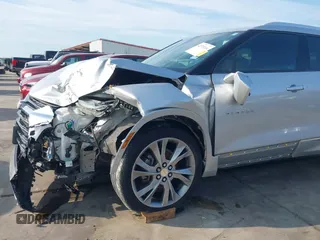 2020 Chevrolet Blazer Premier with VIN 3GNKBFRS5LS633852, listed as a IAAI auction lot 42373114 with 70,914 mi miles and . Bid and sale history available at DreamBid. Image 17.
