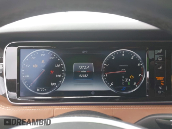 2016 Mercedes-Benz S 550 with VIN WDDXJ8FB4GA014299, listed as a IAAI auction lot 42131508 with 42,357 mi miles and . Bid and sale history available at carsss.com. Image 7.