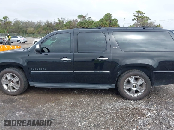 2010 Chevrolet Suburban LTZ with VIN 1GNUCKE02AR220449, listed as a IAAI auction lot 41665749 with 264,447 mi miles and . Bid and sale history available at DreamBid. Image 14.