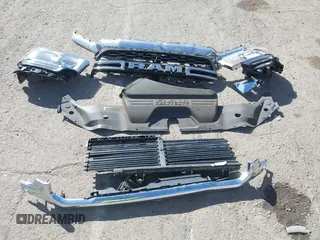 2019 Ram 2500 Tradesman with VIN 3C6UR5HJ3KG595479, listed as a IAAI auction lot 41480080 with 63,268 mi miles and . Bid and sale history available at DreamBid. Image 12.