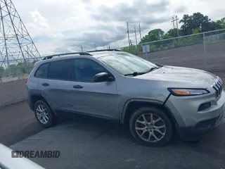 2016 Jeep Cherokee Sport with VIN 1C4PJLAB0GW207556, listed as a IAAI auction lot 42070738 with 218,142 mi miles and . Bid and sale history available at DreamBid. Image 13.