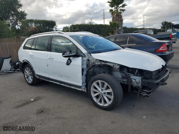 2017 Volkswagen Golf Alltrack S with VIN 3VWH17AU8HM515604, listed as a Copart auction lot 45577015 with 205,652 mi miles and Salvage Title. Bid and sale history available at carsss.com. Image 4.