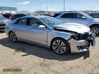 2020 Lincoln MKZ Hybrid Reserve with VIN 3LN6L5LU7LR623127, listed as a Copart auction lot 52403645 with 32,935 mi miles and Salvage Title. Bid and sale history available at carsss.com. Image 4.