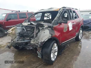 2014 Ford Explorer XLT with VIN 1FM5K7D82EGB58052, listed as a IAAI auction lot 41774734 with 148,612 mi miles. Bid and sale history available at carsss.com. Image 2.