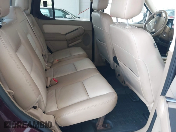 2007 Ford Explorer Sport Trac Limited z VIN 1FMEU33857UB31629, wystawiony jako IAAI lot #42611001 z przebiegiem 128 825 mil mil oraz . Historia ofert i sprzedaży dostępna na DreamBid. Obrazek 8.