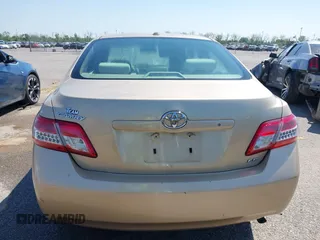 2011 Toyota Camry LE with VIN 4T1BF3EK5BU628968, listed as a IAAI auction lot 41988498 with 176,141 mi miles. Bid and sale history available at carsss.com. Image 16.