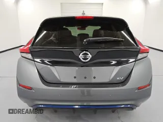 2021 Nissan LEAF SV with VIN 1N4AZ1CV8MC551908, listed as a Copart auction lot 55106875 with 22,880 mi miles and Clean title. Bid and sale history available at DreamBid. Image 6.