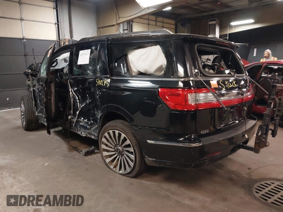 2019 Lincoln Navigator Reserve with VIN 5LMJJ2LT2KEL00267, listed as a IAAI auction lot 42079217 with 77,965 mi miles and . Bid and sale history available at DreamBid. Image 3.